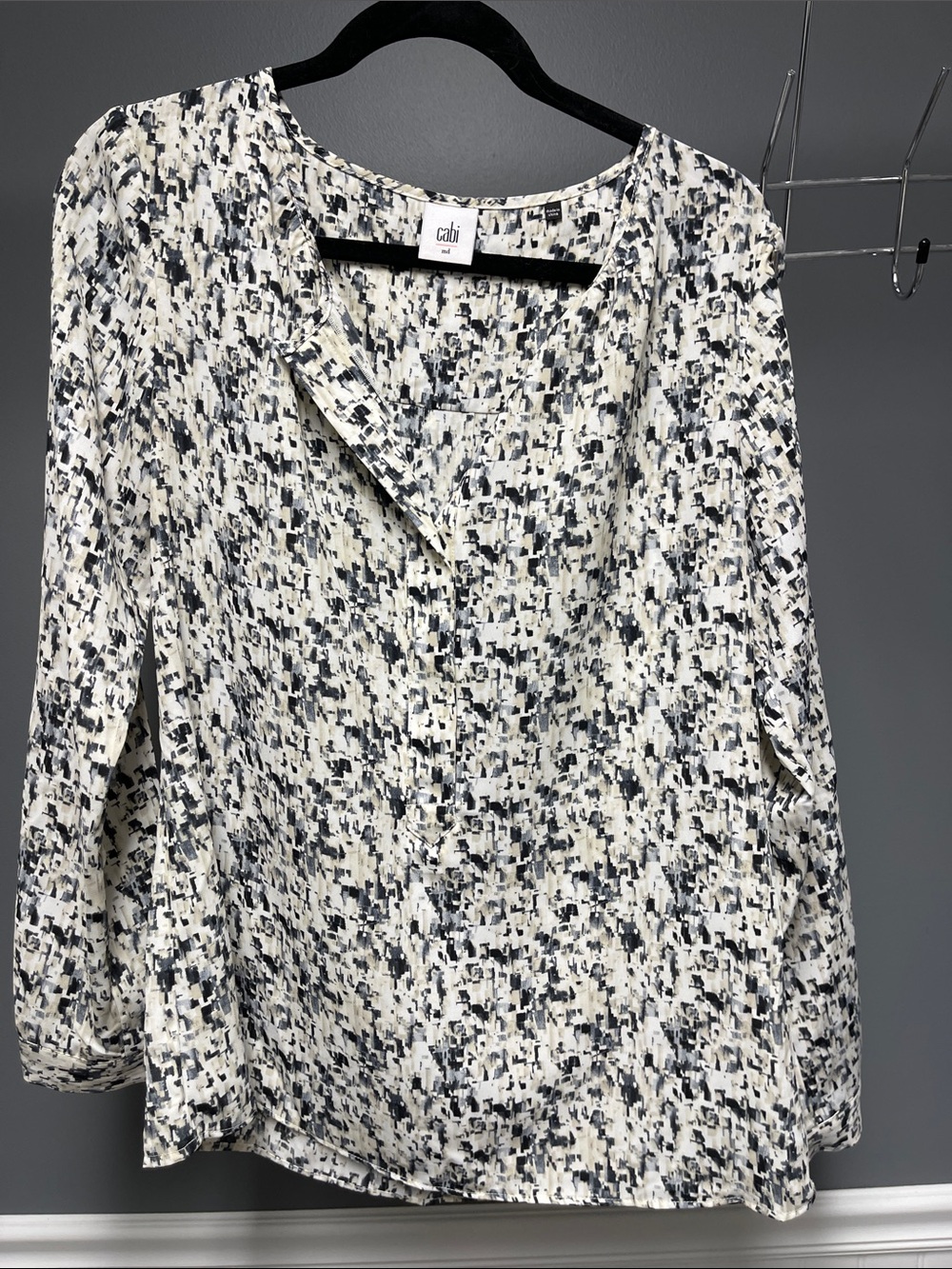 CAbi Cream and Black Abstract Print Button-Front Blouse